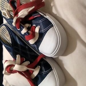 CITY SNEAKS blue denim slip-on shoes size 6.5 with red and white laces